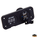 Dvojna USB vtičnica in voltmeter, črna